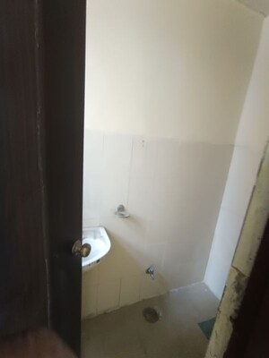 Bathroom in 3.5 BHK Apartment at Shakti the Sky Lark  Apartment, Sector 52 – for Rent