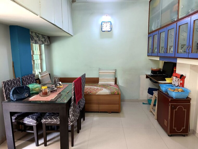 Kitchen, ellisbridge 2 Bedroom 810 Sq.Ft. Apartment In Ellisbridge Ahmedabad 10360750