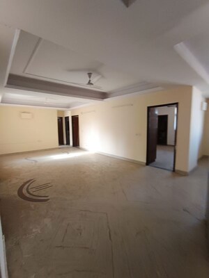 Room in 4 BHK Apartment at Anand Niketan CGHS, Sector 52 – for Rent