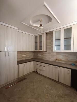 Kitchen in 4 BHK Apartment at Anand Niketan CGHS, Sector 52 – for Rent