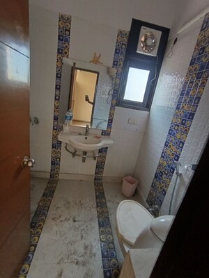 Bathroom in 4 BHK Apartment at Anand Niketan CGHS, Sector 52 – for Rent