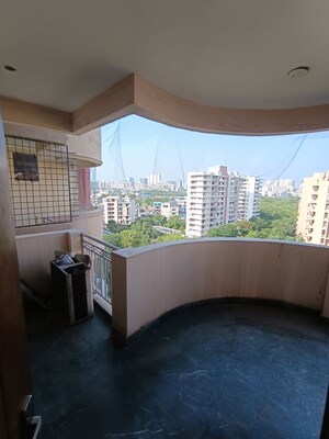 Balcony in 4 BHK Apartment at Anand Niketan CGHS, Sector 52 – for Rent