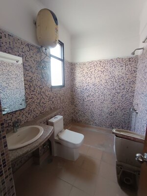 Bathroom in 4 BHK Apartment at Anand Niketan CGHS, Sector 52 – for Rent