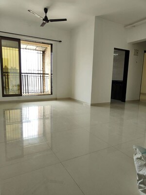 Room in 2 BHK Apartment at Velocity Hill Spring Phase II, Ghodbunder Road – for Rent