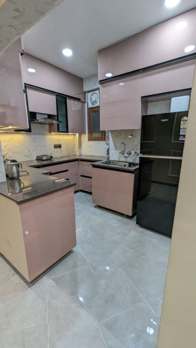 Kitchen, ashoka-enclave-3 3 Bedroom 1600 Sq.Ft. Builder Floor In Sector 35 Faridabad 10360768