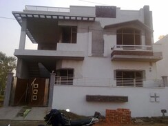 2 BHK + Pooja Room Independent House For Rent in Sector 7