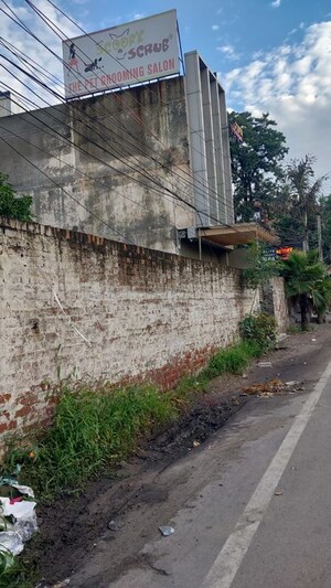  Plot For Sale in Miller Ganj