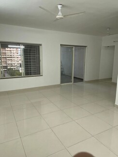 2 BHK Apartment For Rent in Paranjape Schemes Yuthika
