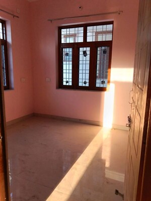 Room in 2 BHK Independent House at Miyawala – for Rent