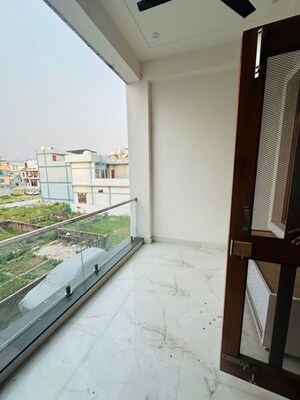 Balcony in 2 BHK Independent House at Mohkampur – for Rent