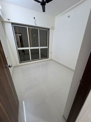 Balcony in 1.5 BHK Apartment at Nigara Apartment, Chembur – for Rent