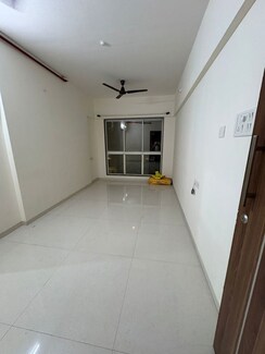 1.5 BHK Apartment For Rent in Nigara Apartment