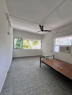 2 BHK + Store Room Apartment For Rent in Andheri West