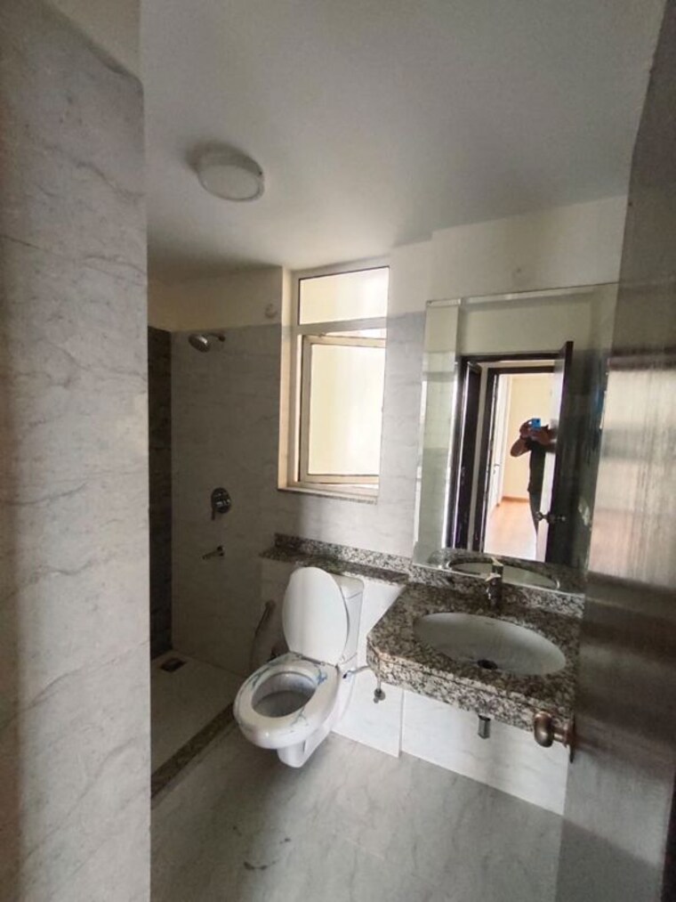 Bathroom, m3m-woodshire 3 Bedroom 1943 Sq.Ft. Apartment In Sector 107 Gurgaon 10360802