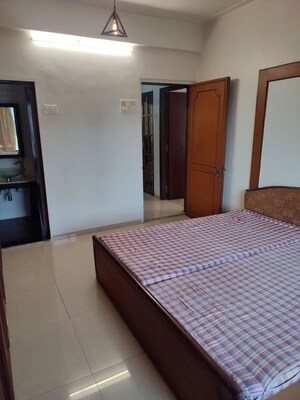 Bedroom in 2 BHK Apartment at Juhu – for Rent