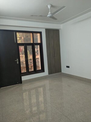 Room in 1 BHK Builder Floor at Malviya Nagar – for Rent