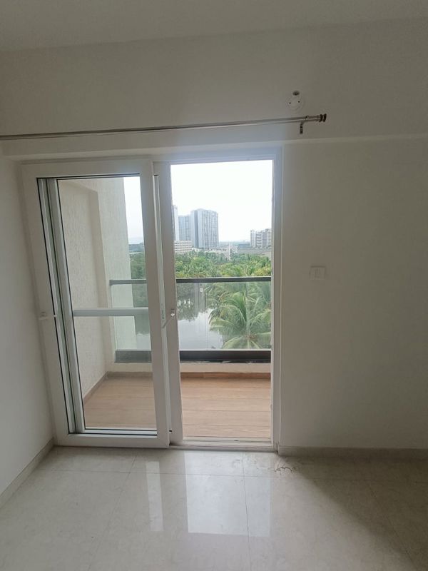 3 BHK 1133 Sq.Ft. Apartment in Majestique Towers East Phase 1