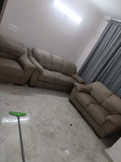 2 BHK + Pooja Room Apartment For Rent in Logix Blossom County