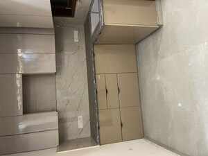 Bathroom in 3 BHK Builder Floor at Sector 73 – for Sale