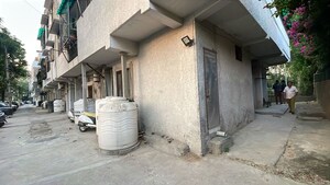 Building Lobby in 4 BHK Builder Floor at Kalkaji – for Sale