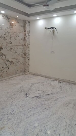 3 BHK Builder Floor For Rent in Rajouri Garden