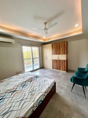 Bedroom in 1 BHK Builder Floor at Sector 40 – for Rent
