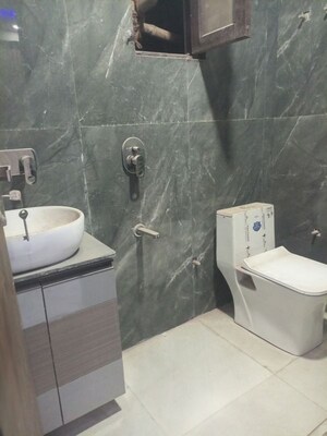 Bathroom in 1 BHK Builder Floor at Sunshine Apartments Sector 73, Sector 73 – for Sale