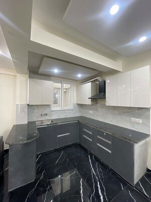 Kitchen in 1 BHK Builder Floor at Sector 45 – for Rent