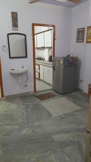 Room in 1 BHK Builder Floor at Kalkaji – for Rent