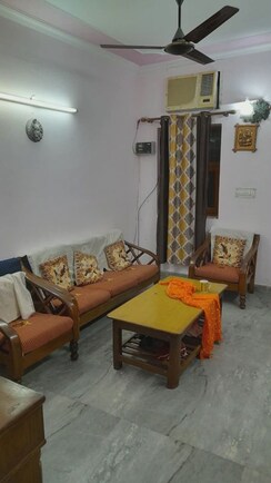 1 BHK Builder Floor For Rent in Kalkaji