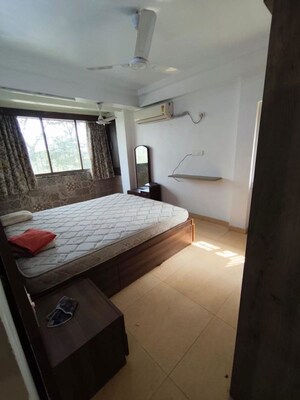 Kitchen in 1.5 BHK Apartment at Bhavna Apartment Vile Parle West, Vile Parle West – for Rent