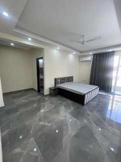 1 BHK Builder Floor For Rent in Sector 46