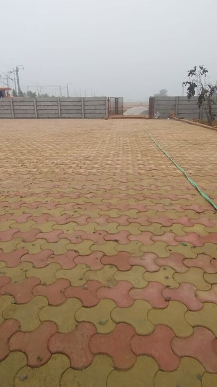 Exterior View, dadri  115 Sq.Yd. Plot In Dadri Greater Noida 9694746