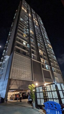 5 BHK Apartment For Sale in Mayfair The View
