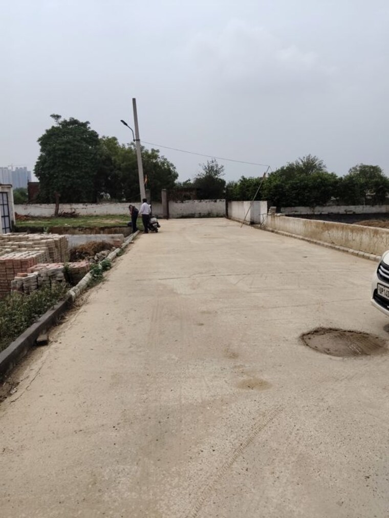 undefined, noida extension  100 Sq.Yd. Plot In Noida Extension Greater Noida 9554361