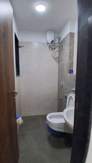 Bathroom in 1 BHK Apartment at Shiv Shakti Tower 28, Malad East – for Rent