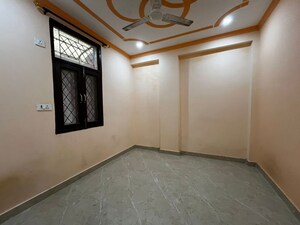 Room in 1 BHK Apartment at Saket – for Rent
