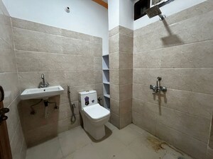 Bathroom in 1 BHK Apartment at Saket – for Rent