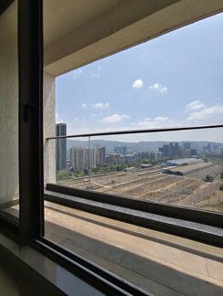 2 BHK + Extra Room Apartment For Rent in Satyam Bellagio