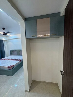 Furnished Amenities in 3 BHK Apartment at Embassy One Thane, Panch Pakhadi – for Rent