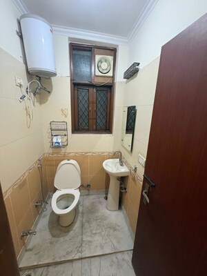 Attached Bathroom in 2 BHK Builder Floor at Kalkaji – for Rent