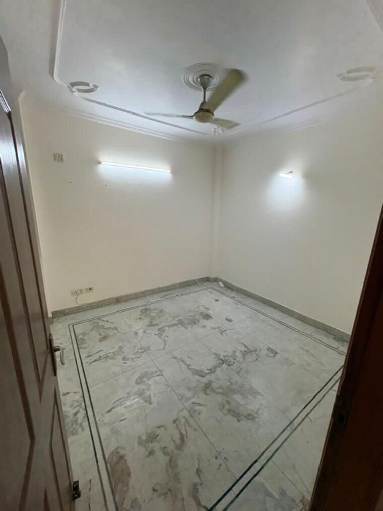 Master Bedroom, kalkaji 2 Bedroom 1000 Sq.Ft. Builder Floor In Kalkaji Delhi 10361064
