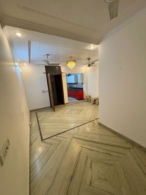 2 BHK Builder Floor For Rent in Kalkaji