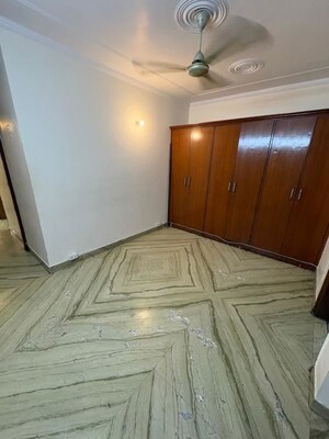 Master Bedroom in 2 BHK Builder Floor at Kalkaji – for Rent