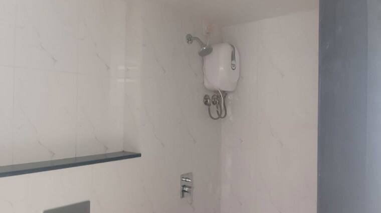 Bathroom, lodha-amara-tower-24-and-25 2 Bedroom 722 Sq.Ft. Apartment In Kolshet Road Thane 10361075