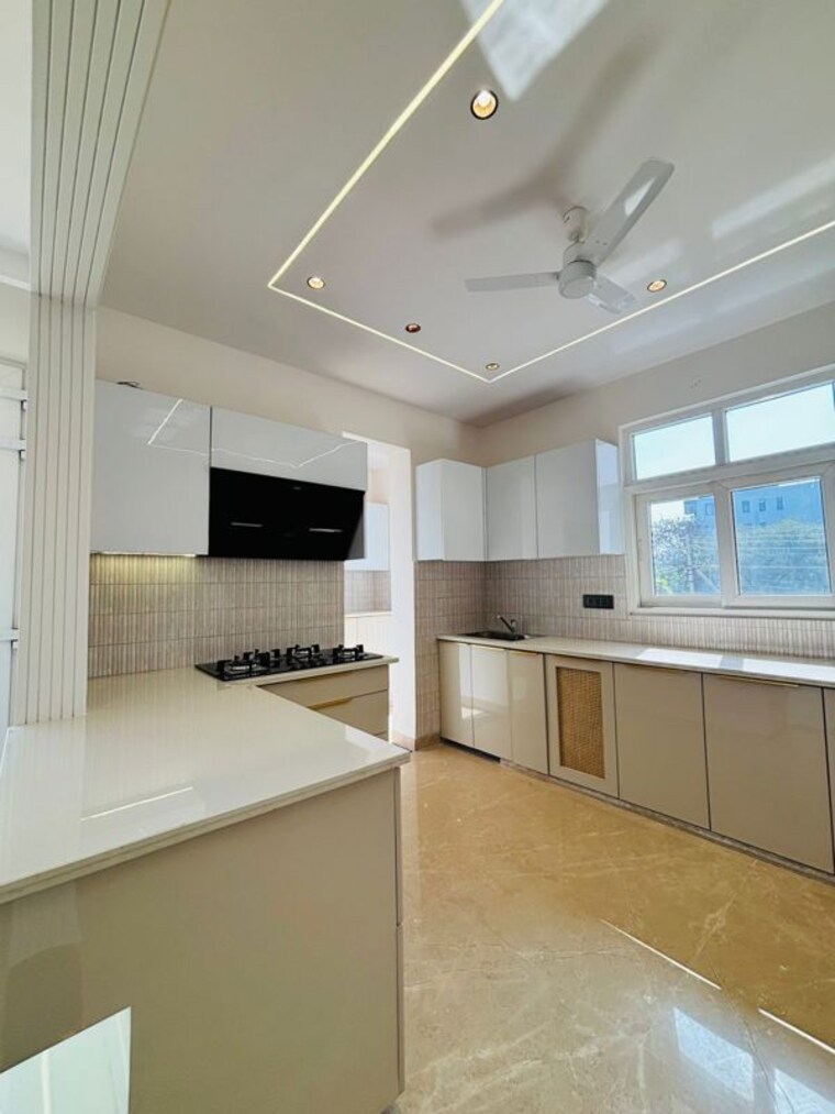 Kitchen, ansal-api-esencia 3 Bedroom 180 Sq.Yd. Builder Floor In Sector 67 Gurgaon 10361079