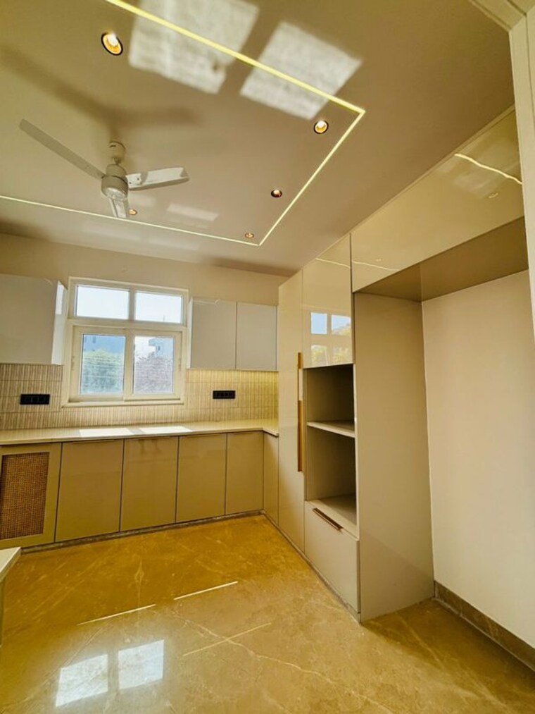 Kitchen, ansal-api-esencia 3 Bedroom 180 Sq.Yd. Builder Floor In Sector 67 Gurgaon 10361079
