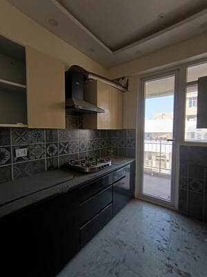 Kitchen in 3.5 BHK Apartment at Ram Shanti Apartment, Sector 52 – for Rent