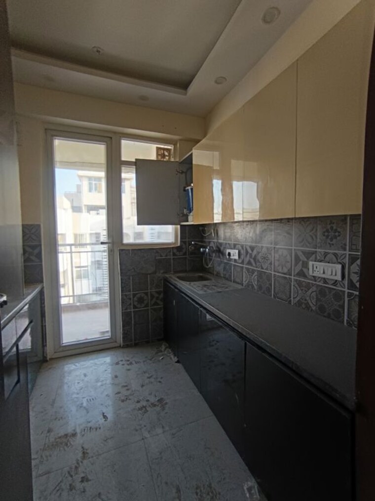 Kitchen, ram-shanti-apartment 3.5 Bedroom 1650 Sq.Ft. Apartment In Sector 52 Gurgaon 10361087