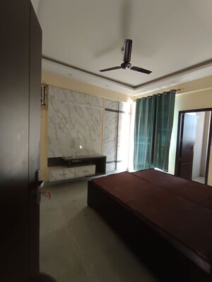 Kitchen in 3.5 BHK Apartment at Ram Shanti Apartment, Sector 52 – for Rent